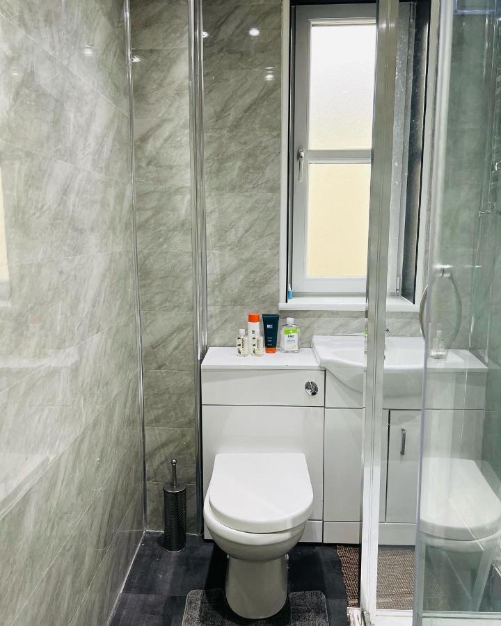 Simple 2Bed Flat In Edinburgh. Appartement Buitenkant foto
