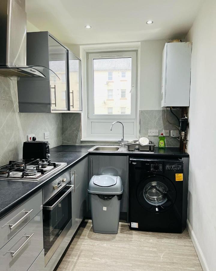 Simple 2Bed Flat In Edinburgh. Appartement Buitenkant foto
